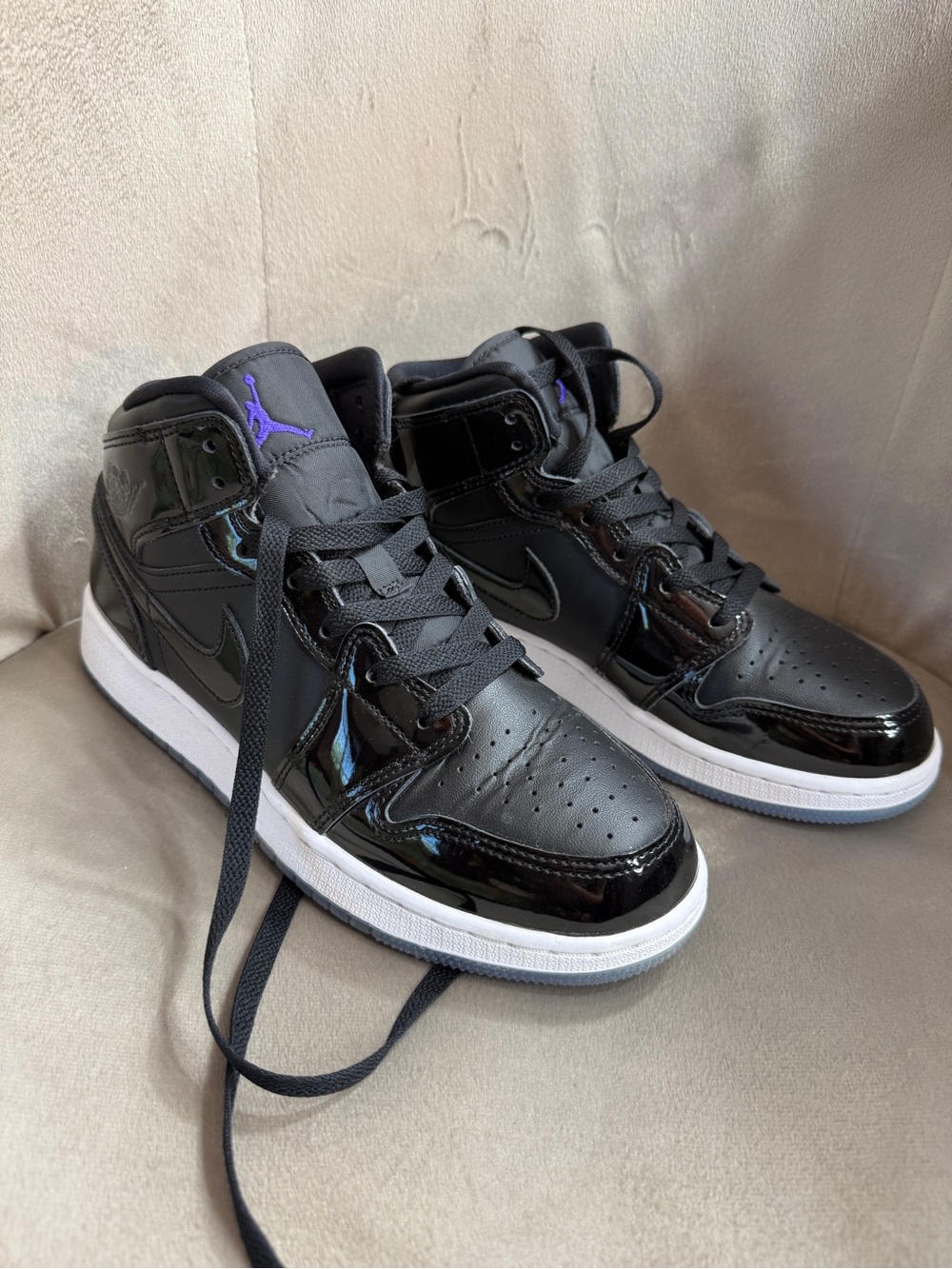 Jordan Kids' Sneakers in Black, White, Concord